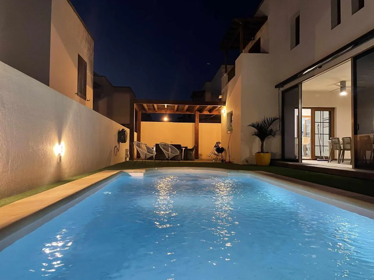 Holyhome Villa Cinema Perfect For Families Costa Teguise Spain