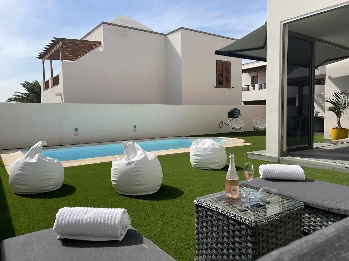 Holyhome Villa Cinema Perfect For Families Costa Teguise Spain